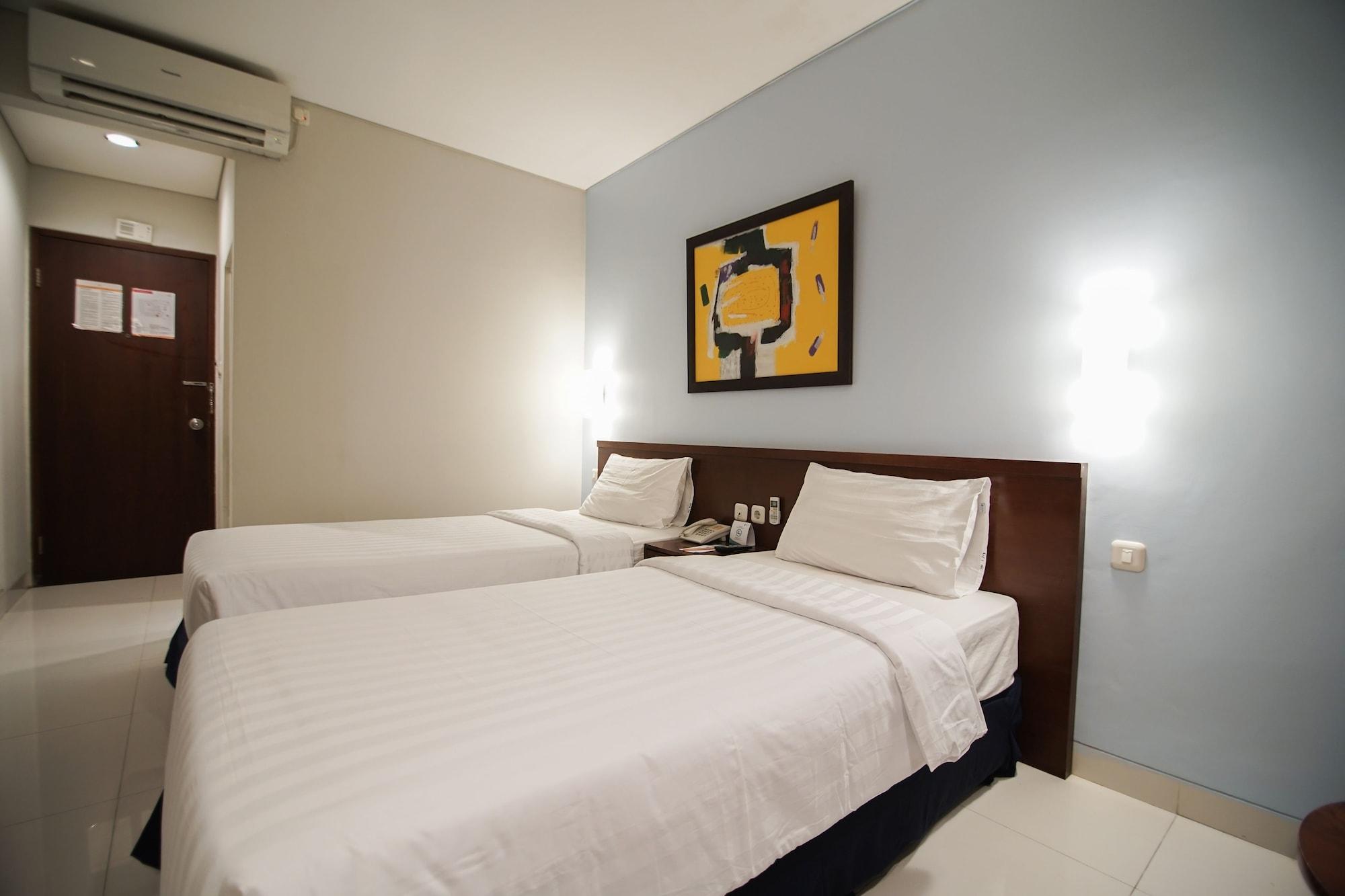 Sofyan Hotel Soepomo Jakarta Buitenkant foto
