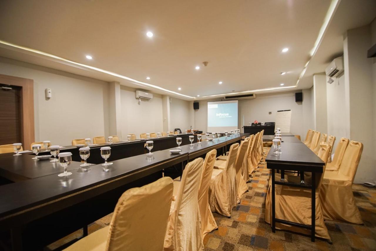Sofyan Hotel Soepomo Jakarta Buitenkant foto