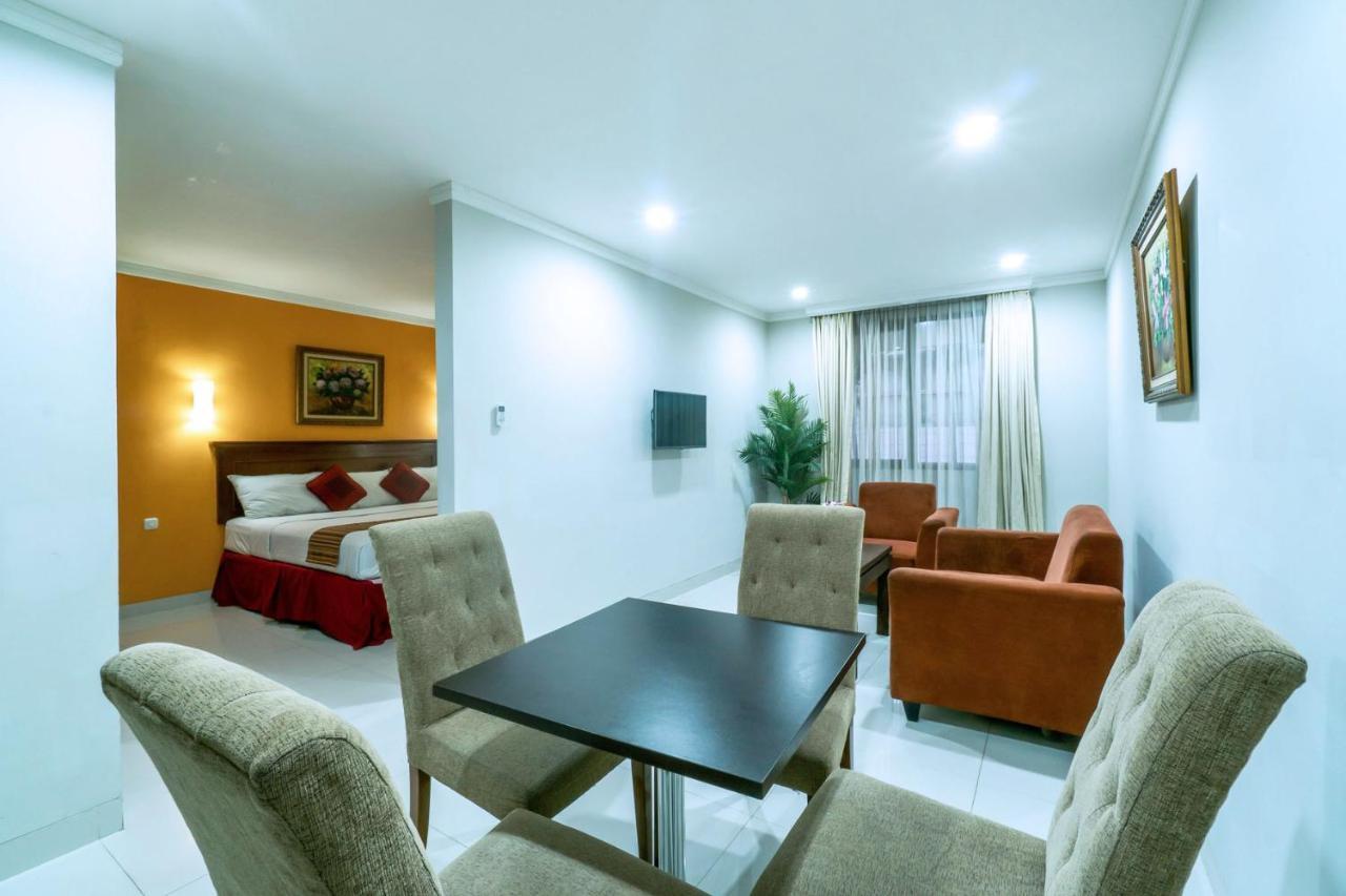 Sofyan Hotel Soepomo Jakarta Buitenkant foto