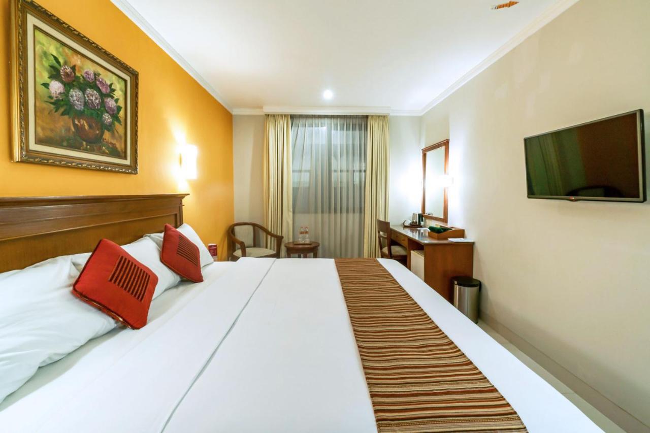 Sofyan Hotel Soepomo Jakarta Buitenkant foto